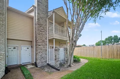 7575 Cambridge St #3305, Houston, TX 77054