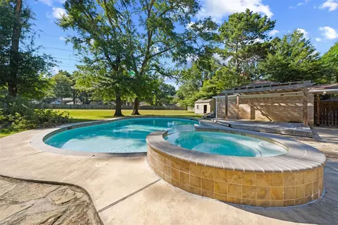 12854 Highland Hills Dr, Cypress, TX 77429