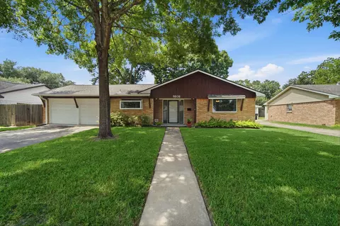 5606 Carew St, Houston, TX 77096