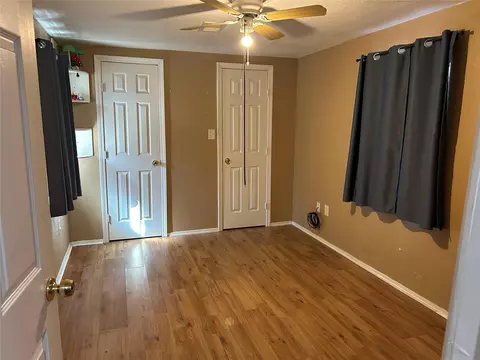 2217 Chew St, Houston, TX 77020