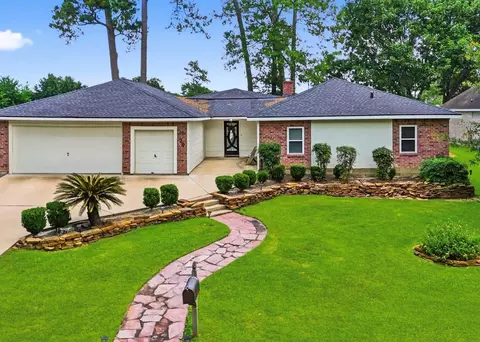 79 Summers Wind St, Montgomery, TX 77356