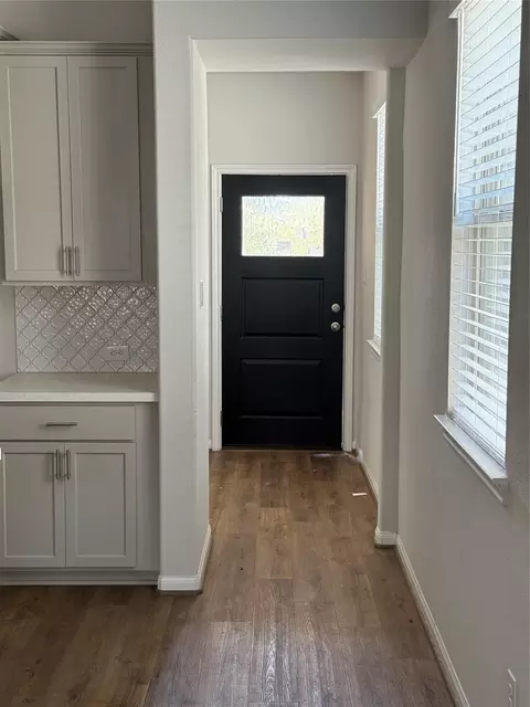 Entry Way - 414 Alex Arbor Way, Conroe, TX 77301 photo 2 of 3