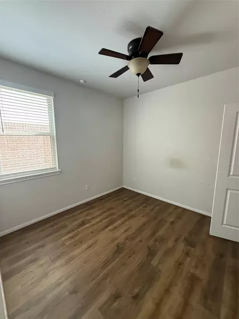 Bedroom - 414 Alex Arbor Way, Conroe, TX 77301 photo 3 of 5