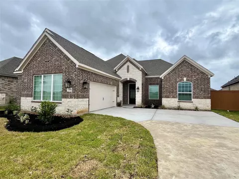 1806 Grass Valley Dr, Iowa Colony, TX 77583