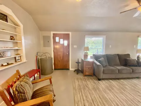 Living - 326 Noble St, Spring, TX 77373 photo 6 of 8
