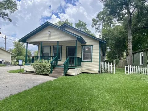Exterior - 326 Noble St, Spring, TX 77373 photo 7 of 10