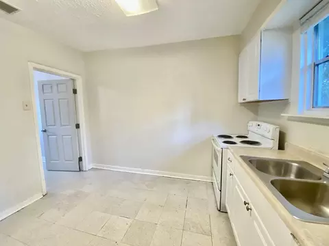 Kitchen - 326 Noble St, Spring, TX 77373 photo 1 of 5