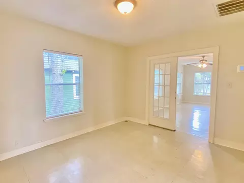 Living - 326 Noble St, Spring, TX 77373 photo 3 of 8