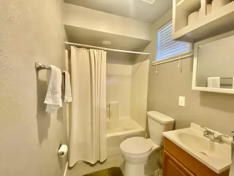 Bath - 326 Noble St, Spring, TX 77373 photo 2 of 2