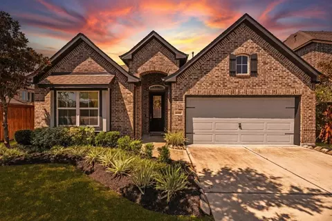 11211 Puckett River Dr, Cypress, TX 77433