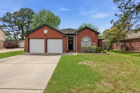 8314 Hunters Village Dr, Humble, TX 77346