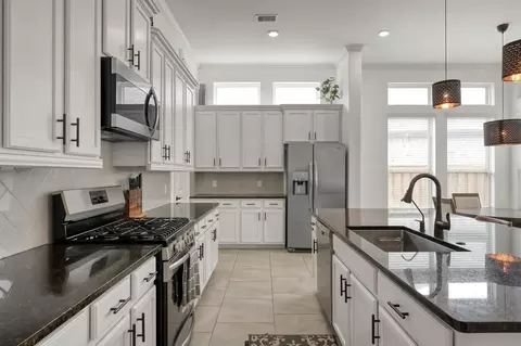 Kitchen - 4206 Grand Oaks Wind, Spring, TX 77386 photo 2 of 4