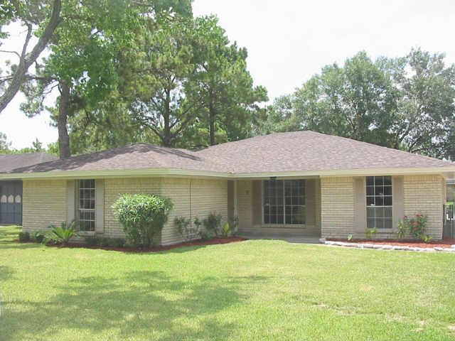 9727 Mackworth Dr, Stafford, TX 77477 photo 1