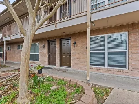 8110 Albacore Dr #12, Houston, TX 77074