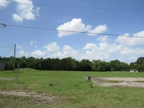 1702 S Broadway St, La Porte, TX 77571
