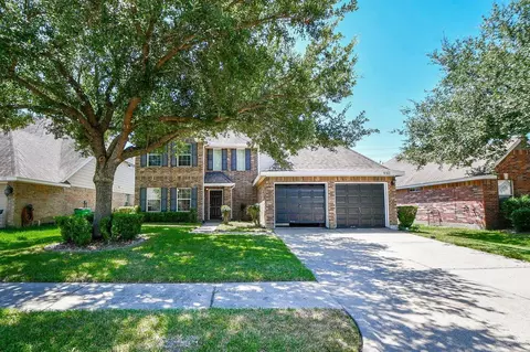 930 Sage St, Baytown, TX 77521
