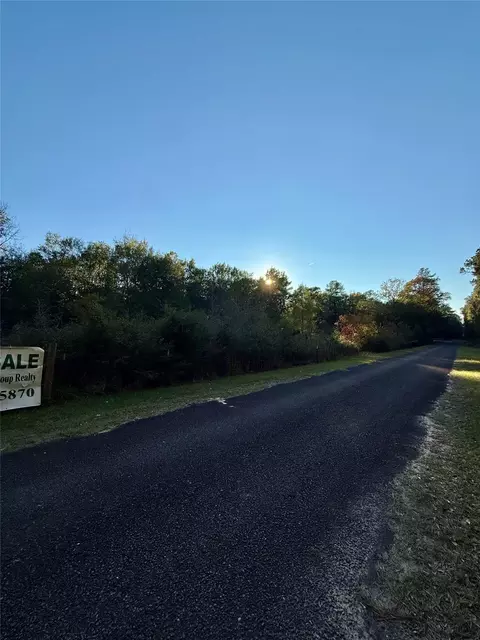 854 County Road 2125, Cleveland, TX 77327