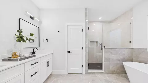 5027 Golden Forest Dr #B, Houston, TX 77091