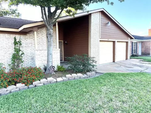 254 Evanston St, Houston, TX 77015