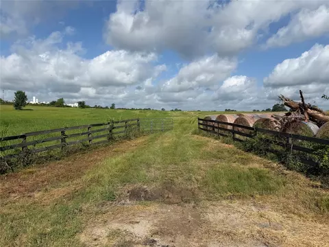 17133 Fm 149, Montgomery, TX 77356