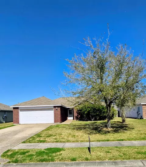 9122 Yellowfin Cir, Texas City, TX 77591