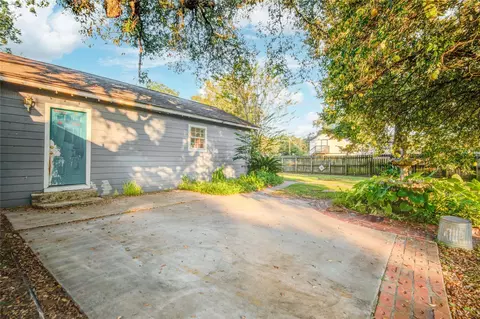 Exterior - 508 E 2nd St, Sweeny, TX 77480 photo 4 of 12
