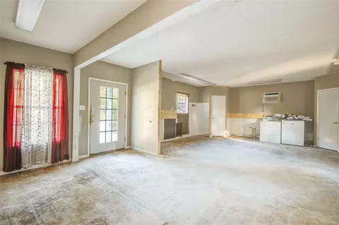 Other - 508 E 2nd St, Sweeny, TX 77480 photo 8 of 11