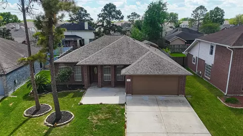 11430 Sagecreek Dr, Houston, TX 77089