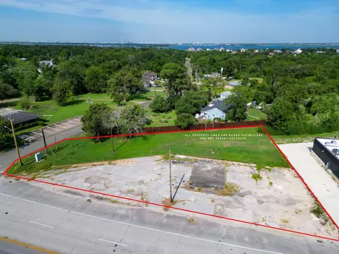 6805 Bayway Dr, Baytown, TX 77520