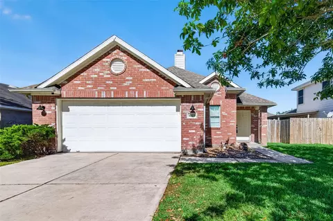 8223 Montego Bay Dr, Baytown, TX 77523