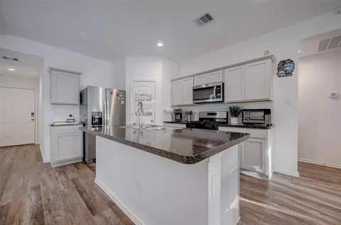 Kitchen - 24307 Oriole Summit Dr, Spring, TX 77373 photo 4 of 5
