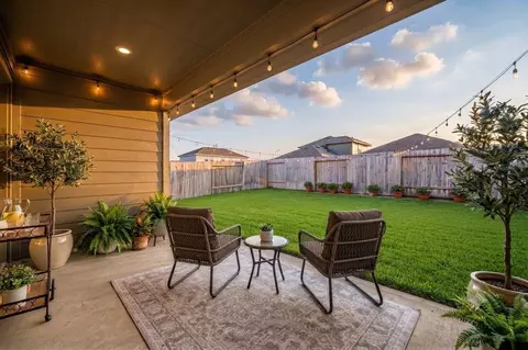 Exterior - 24307 Oriole Summit Dr, Spring, TX 77373 photo 3 of 5