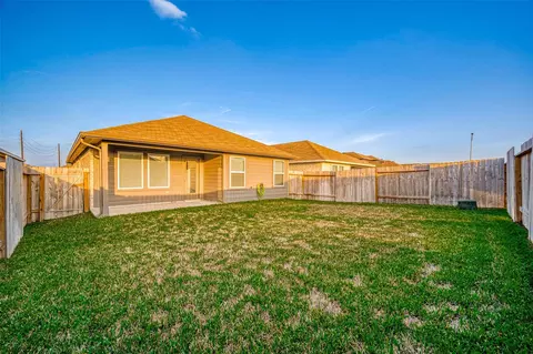 Exterior - 24307 Oriole Summit Dr, Spring, TX 77373 photo 4 of 5