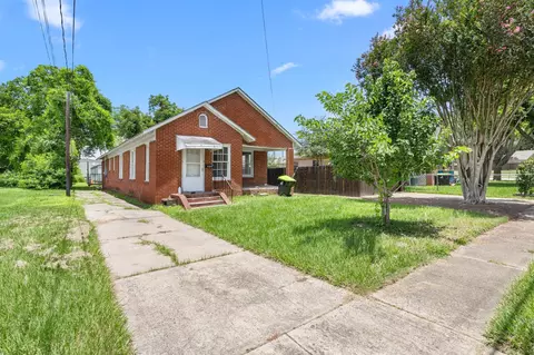 806 Morton St, Richmond, TX 77406