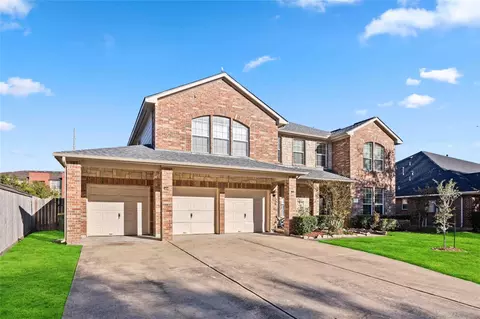 2401 Sail Port St, Pearland, TX 77584