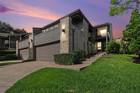 18222 Bal Harbour Dr, Houston, TX 77058