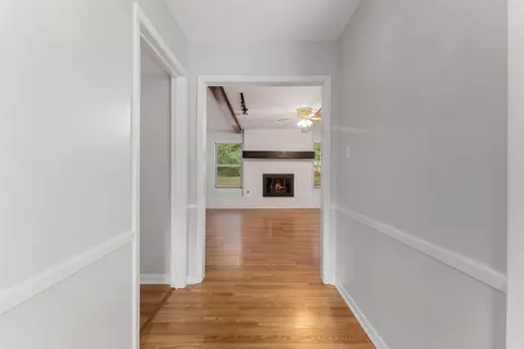 Entry Way - 26215 Oakhurst Dr, Spring, TX 77386 photo 1 of 2