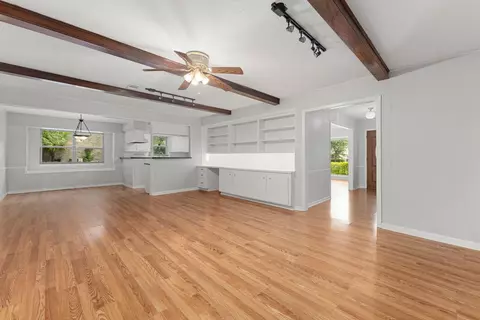 Living - 26215 Oakhurst Dr, Spring, TX 77386 photo 3 of 8