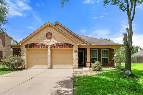 20130 E Lakebridge Ln, Richmond, TX 77407