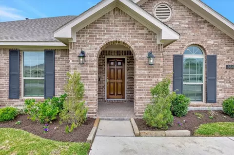 3610 E Cape Rd, Dickinson, TX 77539 photo 1