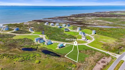 25911 Bay Breeze Dr, Galveston, TX 77554