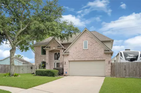 2205 W Van Trease Dr, Deer Park, TX 77536