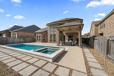 Exterior - 3938 Avalon Ridge Dr, Spring, TX 77386 photo 2 of 4