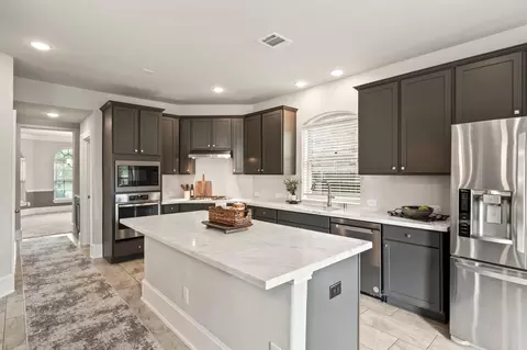 Kitchen - 3938 Avalon Ridge Dr, Spring, TX 77386 photo 2 of 4