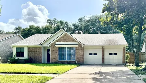 2103 Steamboat Run, Sugar Land, TX 77478