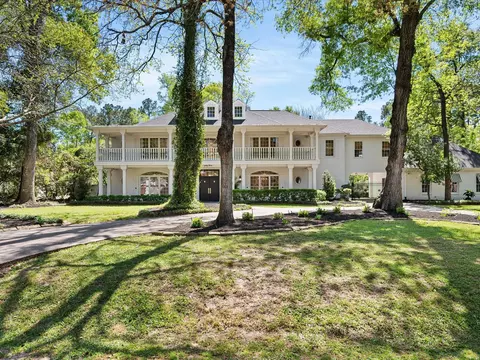 83 S Longspur Dr, The Woodlands, TX 77380