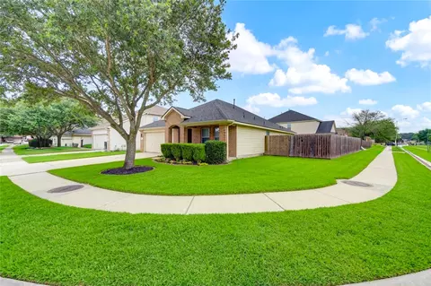 2131 Pickwick Pines Dr, Humble, TX 77396