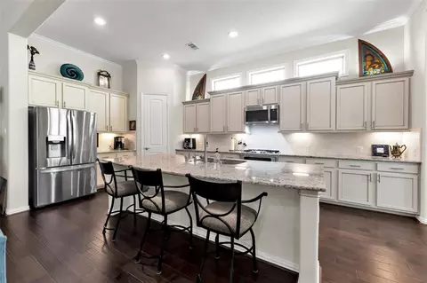 Kitchen - 1015 Ginger Glade Ln, Pinehurst, TX 77362 photo 1 of 3