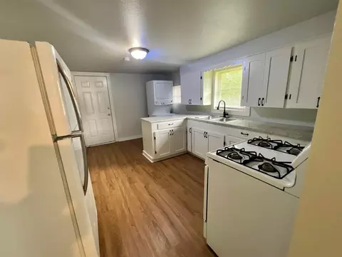 Kitchen - 655 N 2nd St, Silsbee, TX 77656 photo 1 of 5