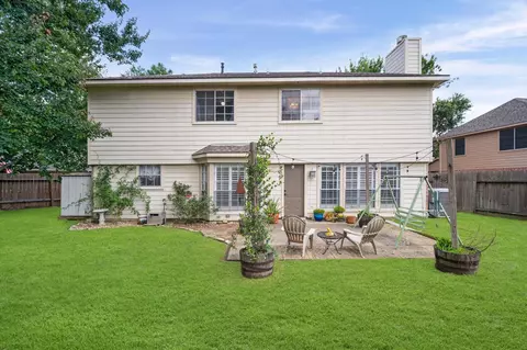 Exterior - 11906 Helene Ct, Pinehurst, TX 77362 photo 2 of 3
